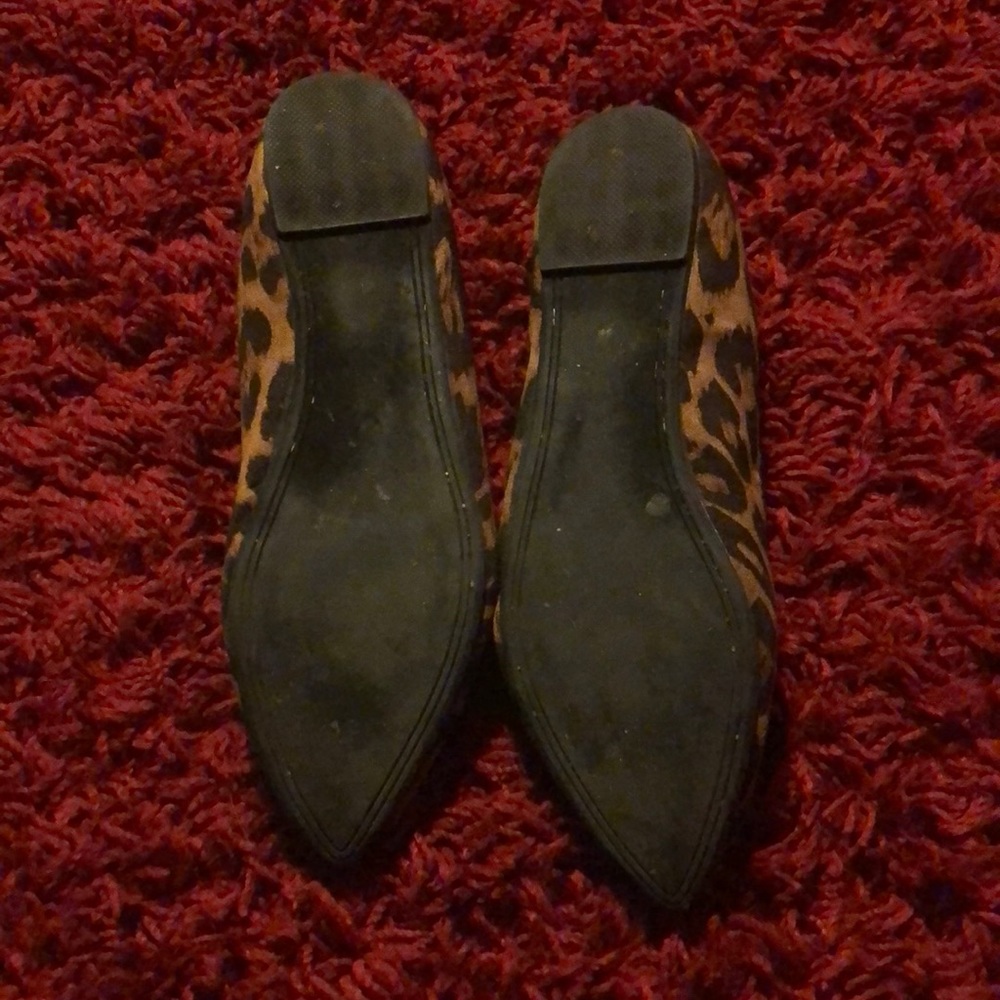 Excellent condition leopard flats - Picture 4 of 6